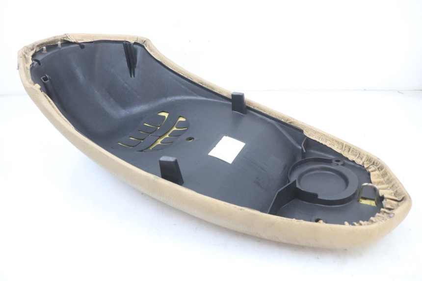 photo de SIEDZENIE PEUGEOT KISBEE 4T 50 (2010 - 2017) - Szczegóły charakterystyczne