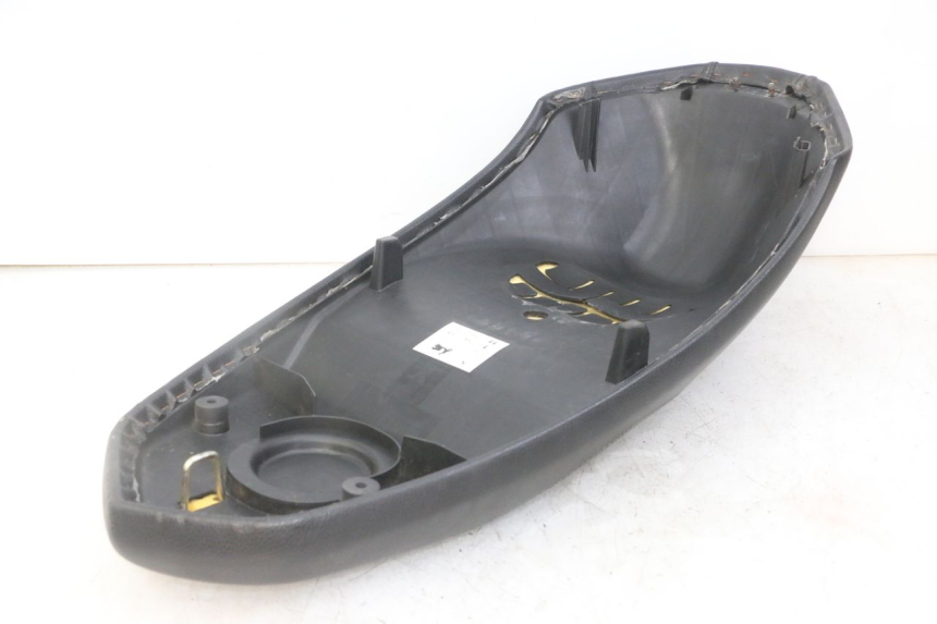 photo de SIEDZENIE PEUGEOT KISBEE 4T 50 (2018 - 2022) - Widok produktu