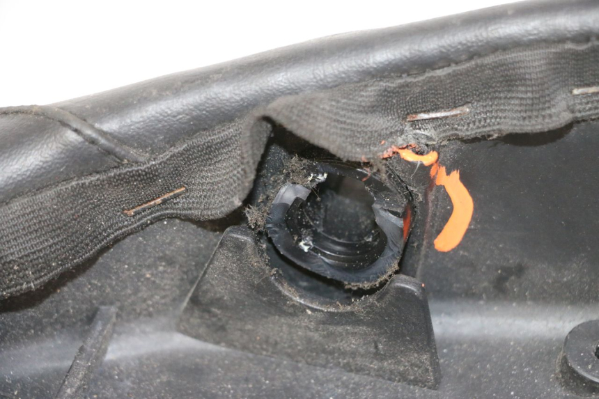 photo de SIEDZENIE PIAGGIO LIBERTY 125 (1998 - 2008) - Zoom stanu zużycia