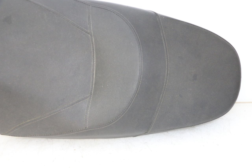 photo de SIEDZENIE LONGJIA SHARPY 125 (2020 - 2024) - Zbliżenie komponentów