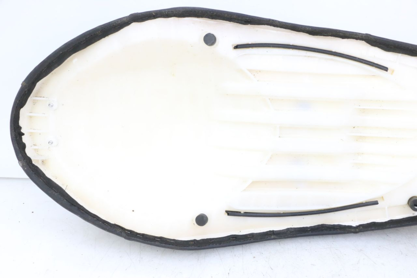 photo de SIEDZENIE LONGJIA SHARPY 125 (2020 - 2024) - Oznaczenia i referencje