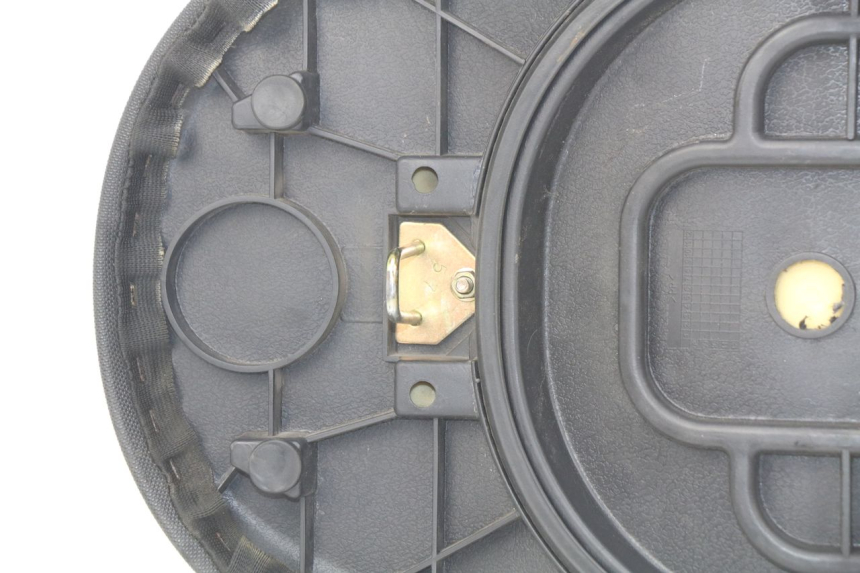 photo de SIEDZENIE VENESI LOWIGI RETRO JJ50QT-3 50 (2020 - 2022) - Stan powierzchni