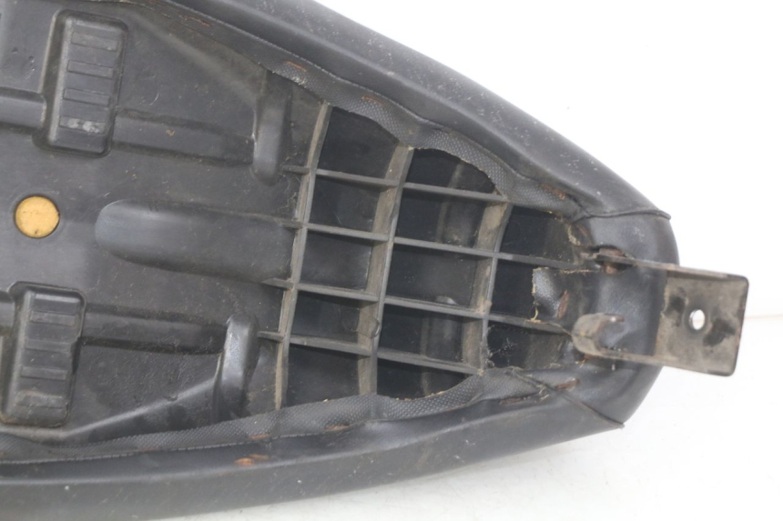 photo de SIEDZENIE PEUGEOT LUDIX 50 (2005 - 2007) - Oznaczenia i referencje