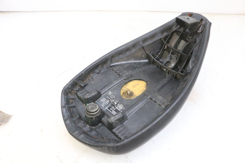 photo de SIEDZENIE PEUGEOT LUDIX 50 (2008 - 2017) - Punkty mocowania