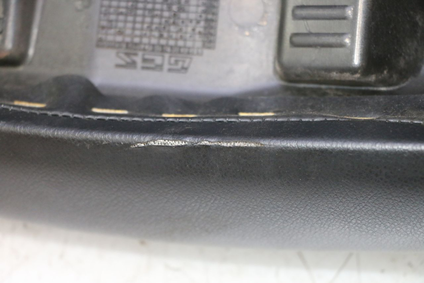 photo de SIEDZENIE PEUGEOT LUDIX 50 (2008 - 2017) - Zoom stanu zużycia