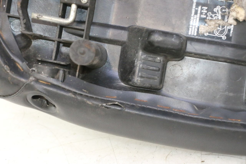photo de SIEDZENIE PEUGEOT LUDIX 50 (2005 - 2007) - Inny kąt widzenia