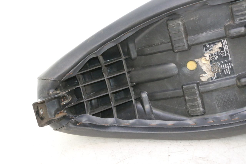 photo de SIEDZENIE PEUGEOT LUDIX 50 (2005 - 2007) - Oznaczenia i referencje