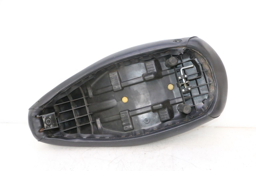 photo de SIODŁO PEUGEOT LUDIX SNAKE 2T 50 (2004 - 2014) - Struktura - zbliżenie