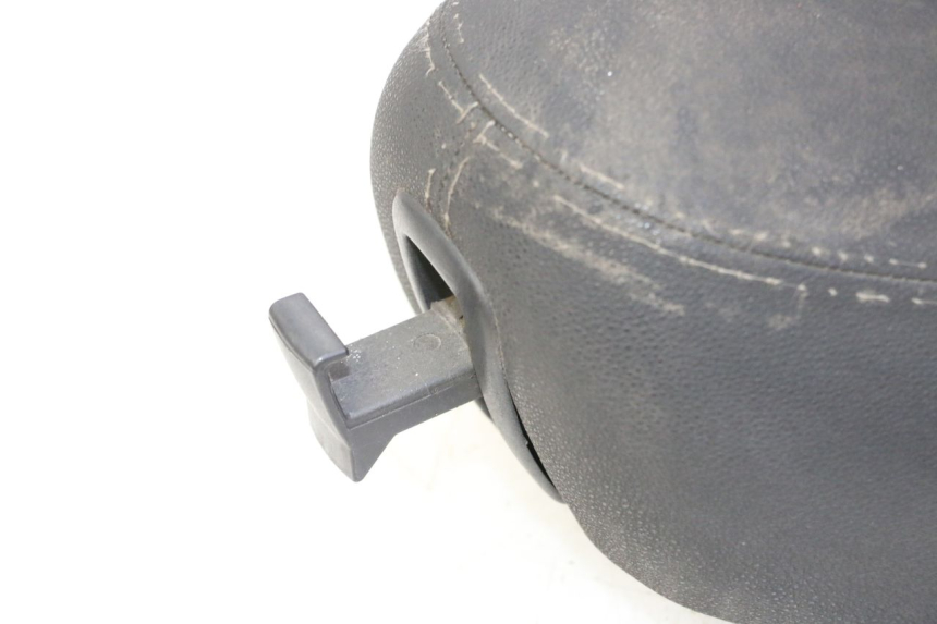 photo de SIEDZENIE PIAGGIO LXV 4T 50 (2009 - 2013) - Stan powierzchni