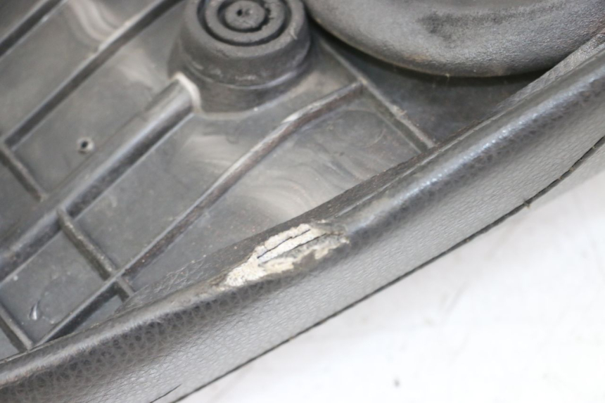 photo de SIEDZENIE MBK BOOSTER NEXT GENERATION 50 (1995 - 1998) - Zbliżenie techniczne