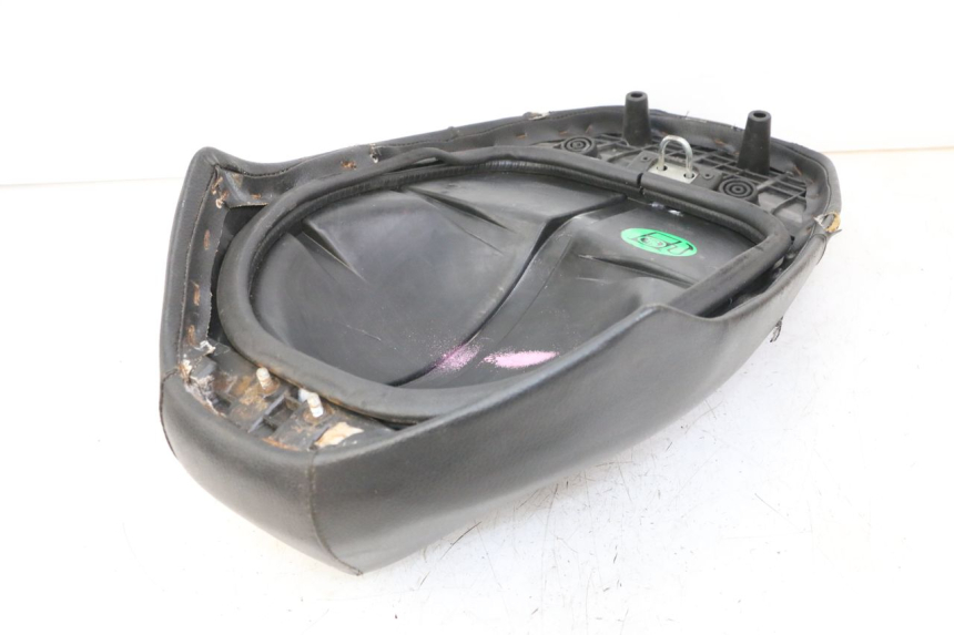 photo de SIEDZENIE MBK BOOSTER NEXT GENERATION 50 (1995 - 1998) - Stan powierzchni