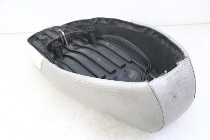 photo de SIEDZENIE MBK BOOSTER SPIRIT NAKED 50 (2004 - 2017) - Inny kąt widzenia