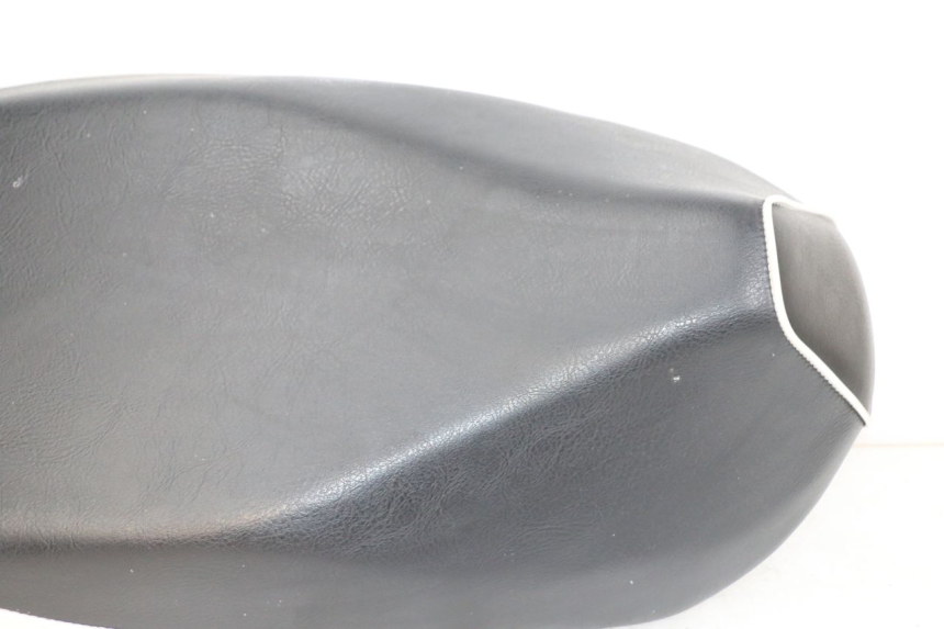 photo de SIEDZENIE SYM MIO 50 (2011 - 2017) - Zbliżenie komponentów