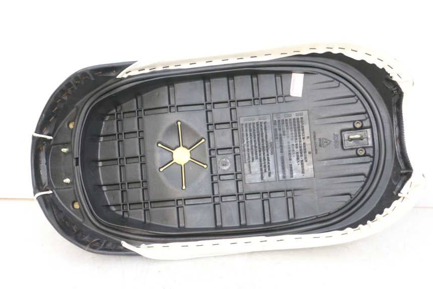 photo de SIEDZENIE SYM MIO 50 (2011 - 2017) - Punkty mocowania