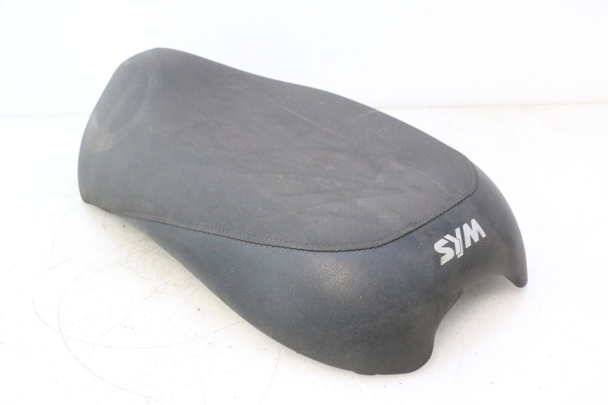 photo de SIEDZENIE SYM MIO 50 (2005 - 2010) - Struktura - zbliżenie