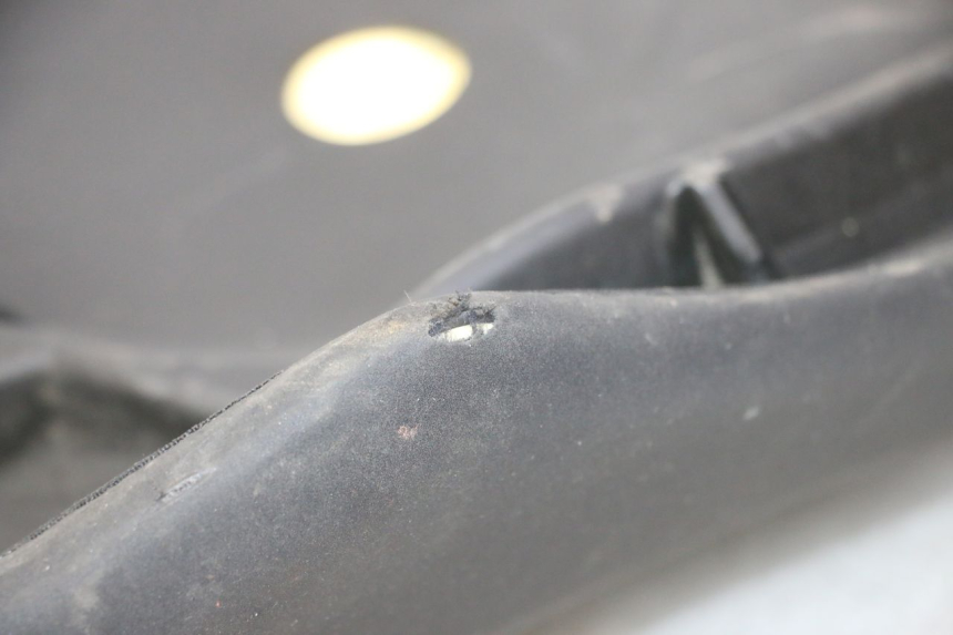 photo de SIEDZENIE PIAGGIO MP3 HPE 310 (2024 - 2025) - Punkty mocowania