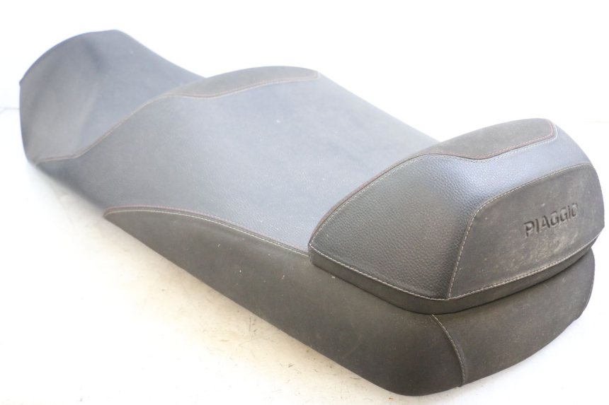 photo de SIEDZENIE PIAGGIO MP3 HPE 350 (2018 - 2020) - Kontrola wizualna