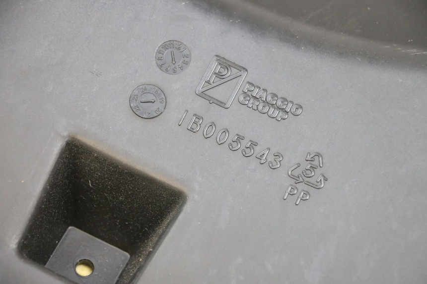 photo de SIEDZENIE PIAGGIO MP3 HPE 350 (2018 - 2020) - Zoom stanu zużycia