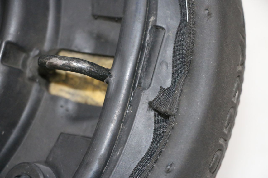 photo de SIEDZENIE PIAGGIO MP3 HPE 300 (2019 - 2026) - Zoom stanu zużycia