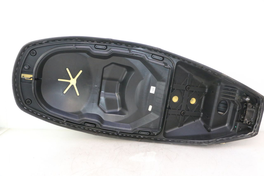 photo de SIODŁO PIAGGIO MP3 HPE 530 (2022 - 2026) - Zoom jakości