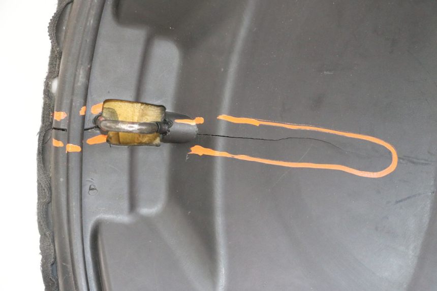 photo de SIEDZENIE PIAGGIO MP3 LT 400 (2007 - 2012) - Szczegół części