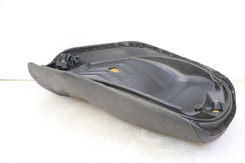 photo de SIEDZENIE PIAGGIO MP3 LT 300 (2010 - 2016) - Zdjęcie dodatkowe