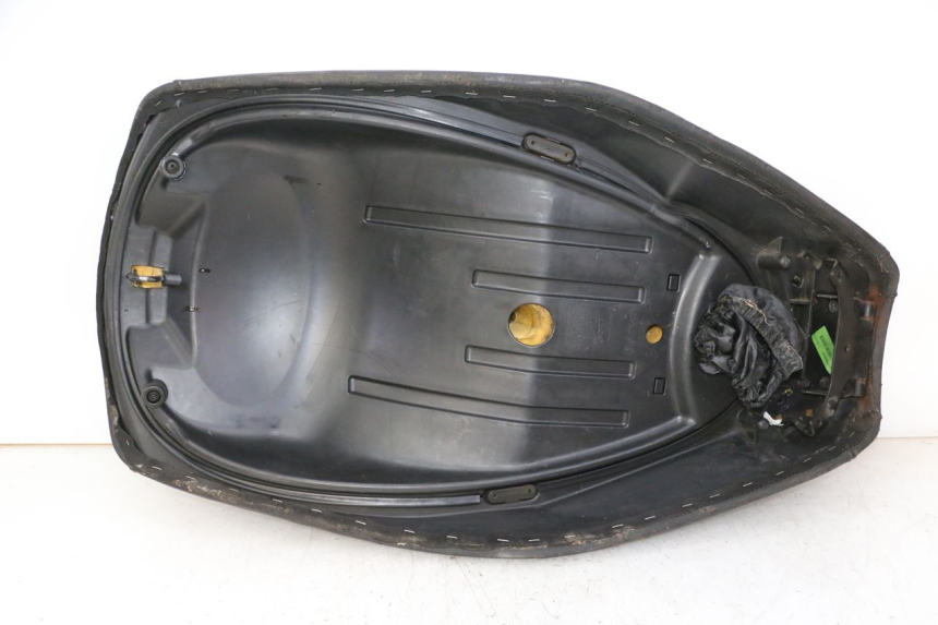 photo de SIEDZENIE PIAGGIO MP3 LT 300 (2010 - 2016) - Widok ogólny