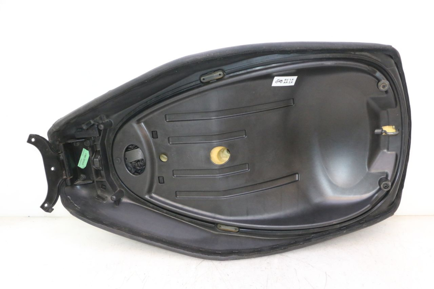photo de SIEDZENIE PIAGGIO MP3 LT 300 (2010 - 2016) - Kontrola wizualna