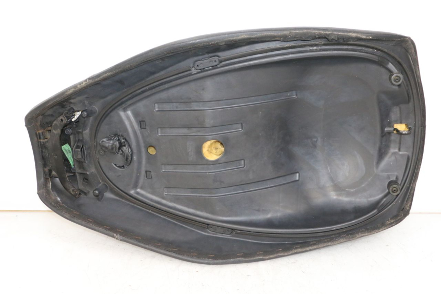 photo de SIEDZENIE PIAGGIO MP3 500 (2011 - 2015) - Oznaczenia i referencje