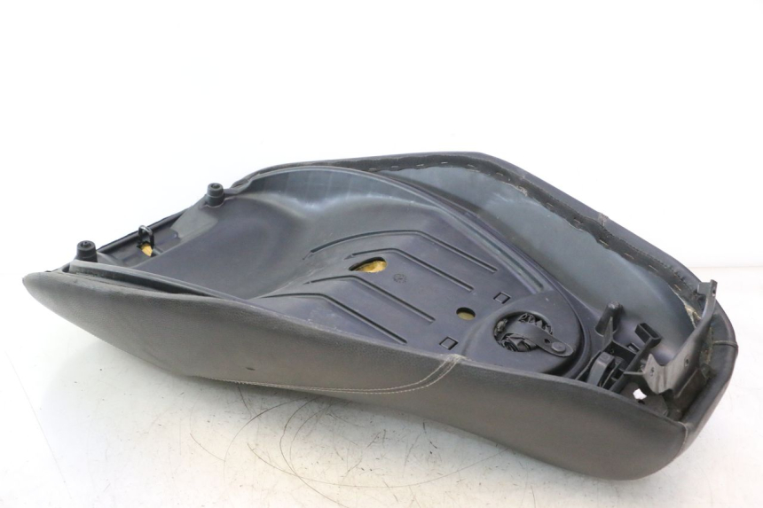 photo de SIEDZENIE PIAGGIO MP3 500 (2011 - 2015) - Szczegół części