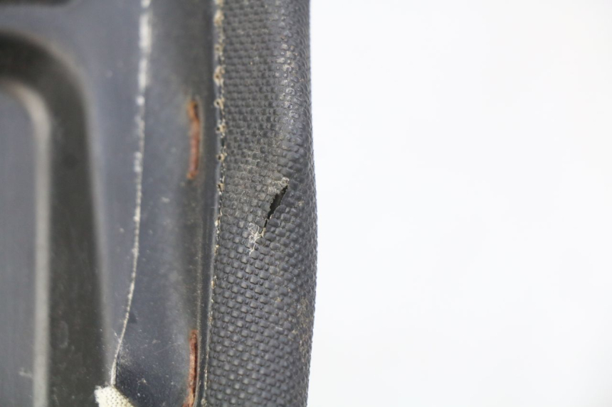 photo de SIEDZENIE RIEJU MRT 50 (2009 - 2017) - Inny kąt widzenia