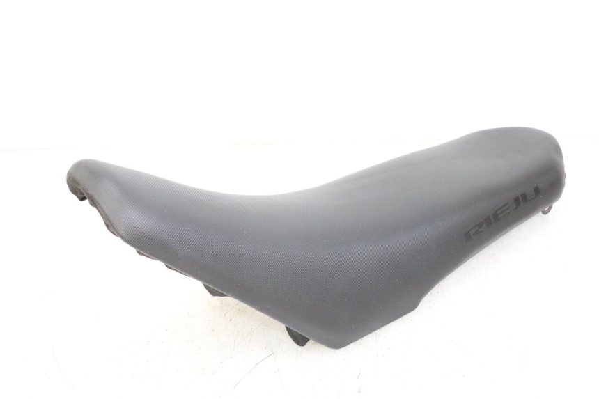 photo de SIEDZENIE RIEJU MRT 50 (2018 - 2021) - Stan powierzchni