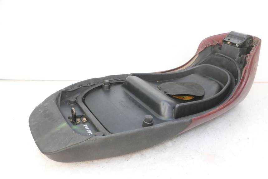 photo de SIEDZENIE KYMCO LIKE 4T 50 (2019 - 2025) - Oznaczenia i referencje