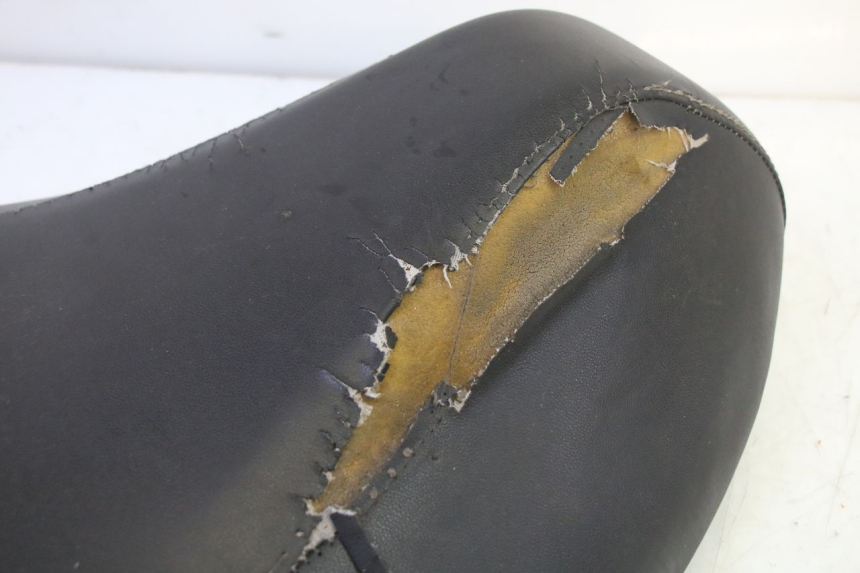 photo de SIEDZENIE PIAGGIO NEW TYPHOON 50 (2010 - 2017) - Widok z bliska