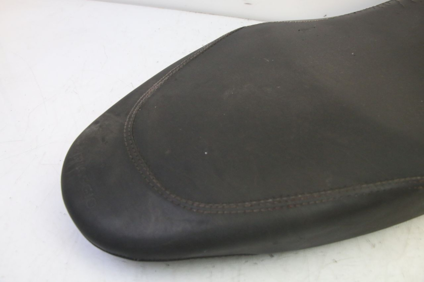 photo de SIEDZENIE PIAGGIO NEW TYPHOON 50 (2010 - 2017) - Zoom stanu zużycia