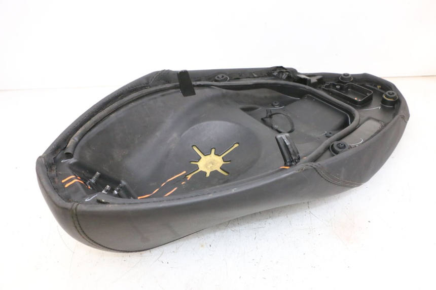 photo de SIEDZENIE PIAGGIO NEW TYPHOON 50 (2018 - 2021) - Widok z bliska