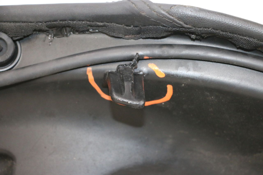 photo de SIEDZENIE PIAGGIO NEW TYPHOON 50 (2018 - 2021) - Widok główny