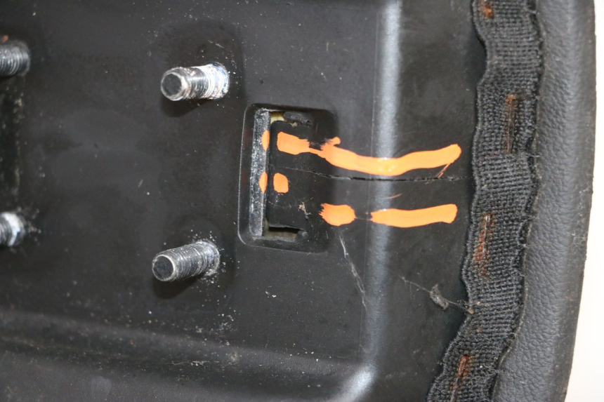 photo de SIEDZENIE PIAGGIO NEW TYPHOON 50 (2018 - 2021) - Szczegół części