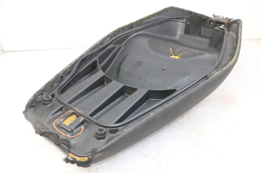 photo de SIEDZENIE GILERA NEXUS 125 (2009 - 2013) - Zbliżenie komponentów