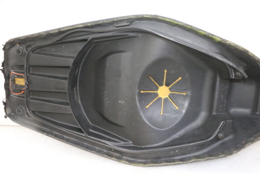 photo de SIEDZENIE GILERA NEXUS 125 (2009 - 2013) - Zdjęcie dodatkowe