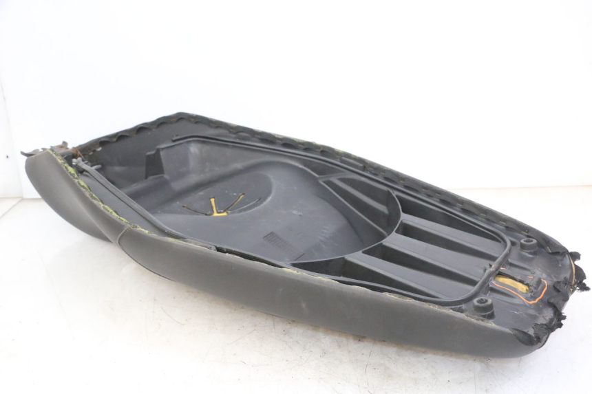 photo de SIEDZENIE GILERA NEXUS 125 (2009 - 2013) - Oznaczenia i referencje