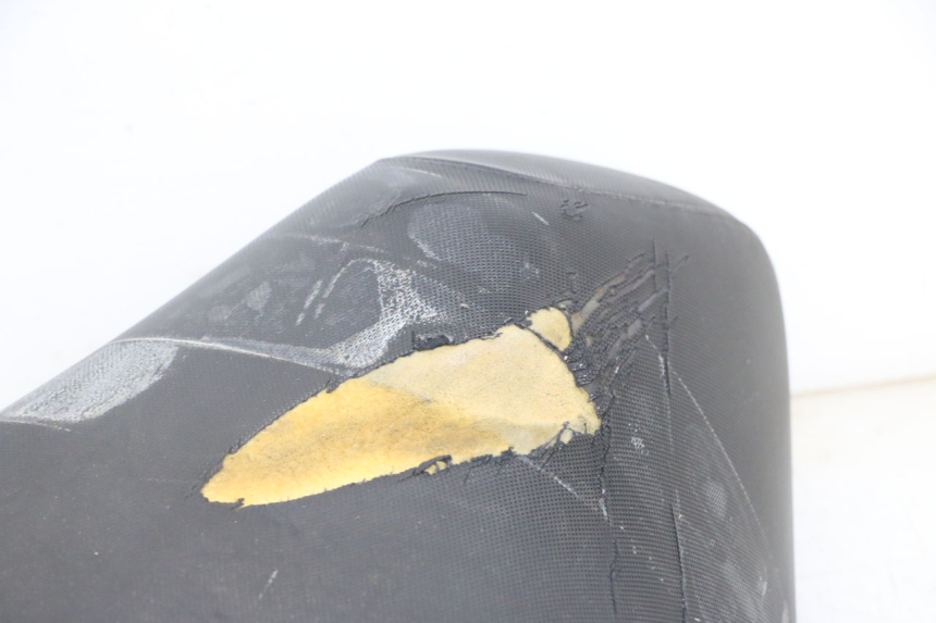 photo de SIEDZENIE PIAGGIO NRG POWER PUREJET 50 (2018 - 2021) - Struktura - zbliżenie