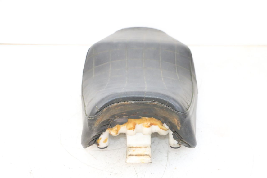 photo de SIEDZENIE HONDA NSR R 125 (1994 - 2003) - Zbliżenie komponentów