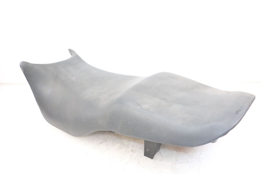 photo de SIEDZENIE HONDA NTV DEAUVILLE 650 (1998 - 2001) - Zbliżenie techniczne