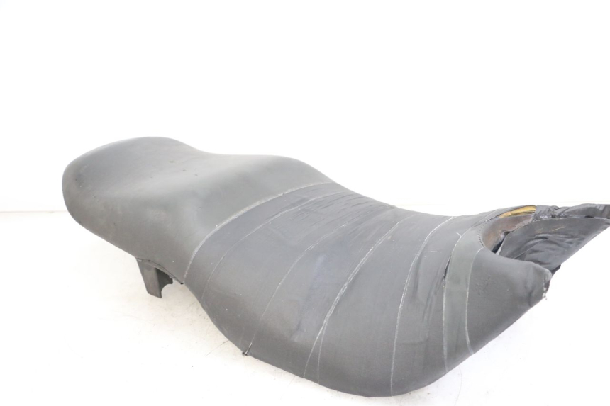 photo de SIEDZENIE HONDA NTV DEAUVILLE 650 (1998 - 2001) - Szczegóły charakterystyczne