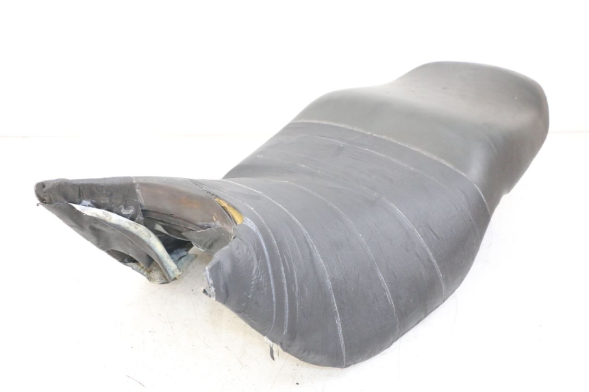 photo de SIEDZENIE HONDA NTV DEAUVILLE 650 (1998 - 2001) - Widok z bliska