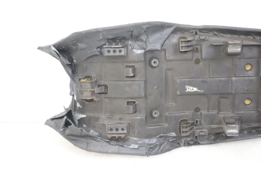 photo de SIEDZENIE HONDA NTV DEAUVILLE 650 (1998 - 2001) - Punkty mocowania