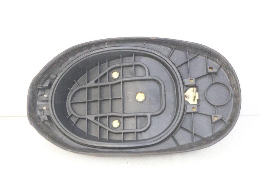 photo de SIEDZENIE JM MOTORS OLDIES 4T 50 (2010 - 2020) - Szczegóły charakterystyczne