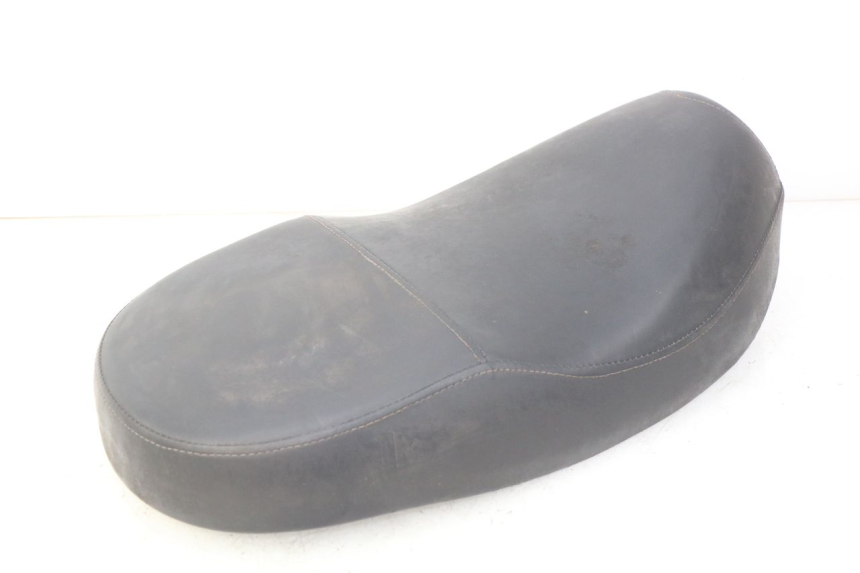 photo de SIEDZENIE JM MOTORS OLDIES 4T 50 (2010 - 2020) - Zoom stanu zużycia