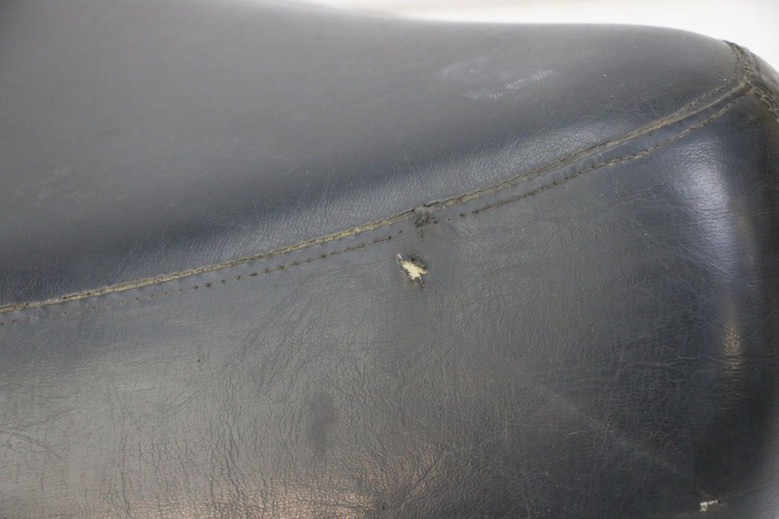 photo de SIEDZENIE JM MOTORS OLDIES GT 4T 50 (2018 - 2025) - Punkty mocowania